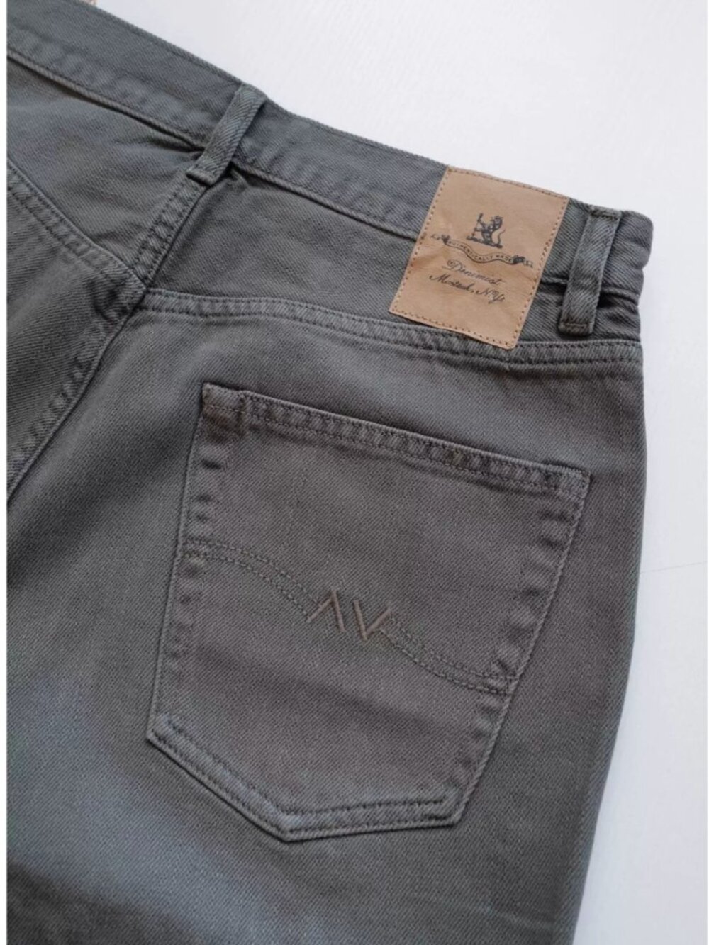 NWT Denimist Haisley Short 25/26/27/28 Vintage Dark Olive - Picture 9 of 10
